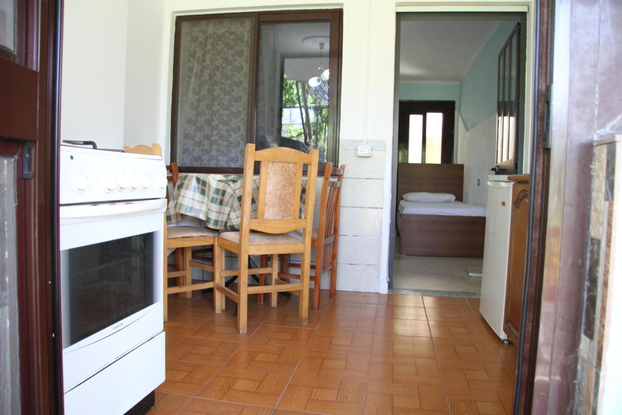 Shtepi Pushimi Apartment Durrës Exterior foto