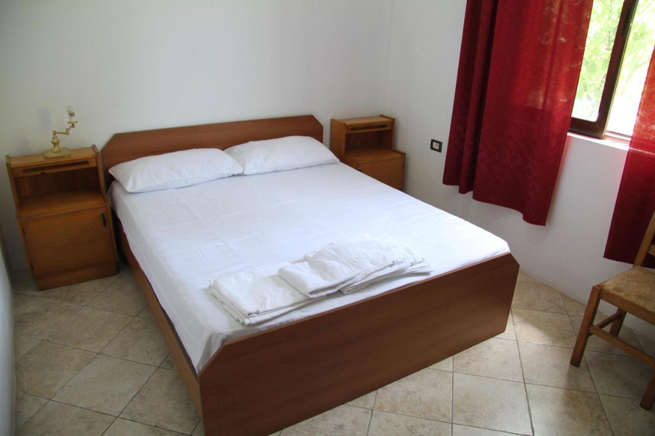 Shtepi Pushimi Apartment Durrës Exterior foto